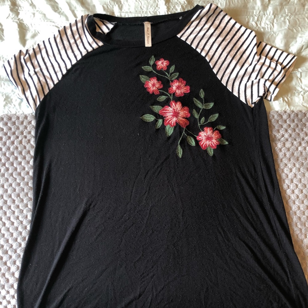 Size S Black Now N Forever Tee